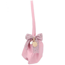 Kép betöltése a galériamegjelenítőbe: TOPModel kis kézitáska - CITY FLOWERS